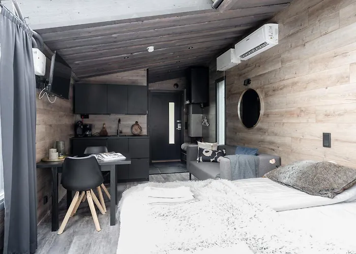 Koskisviitti 3 - Private Lakeside With Terrace לאוקאה